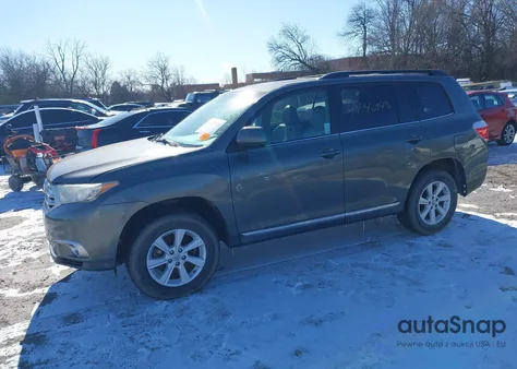 2012 Toyota Highlander Se z USA, uszkodzony, nr VIN 5TDZA3EH8CS021264